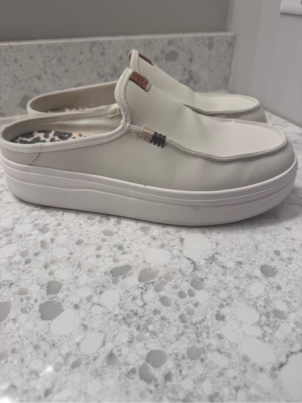 Women's Hey Dude Slip-On Platform Clog in Light Cream/Bone sz10